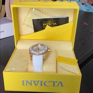 Invicta Womens Wristwatch